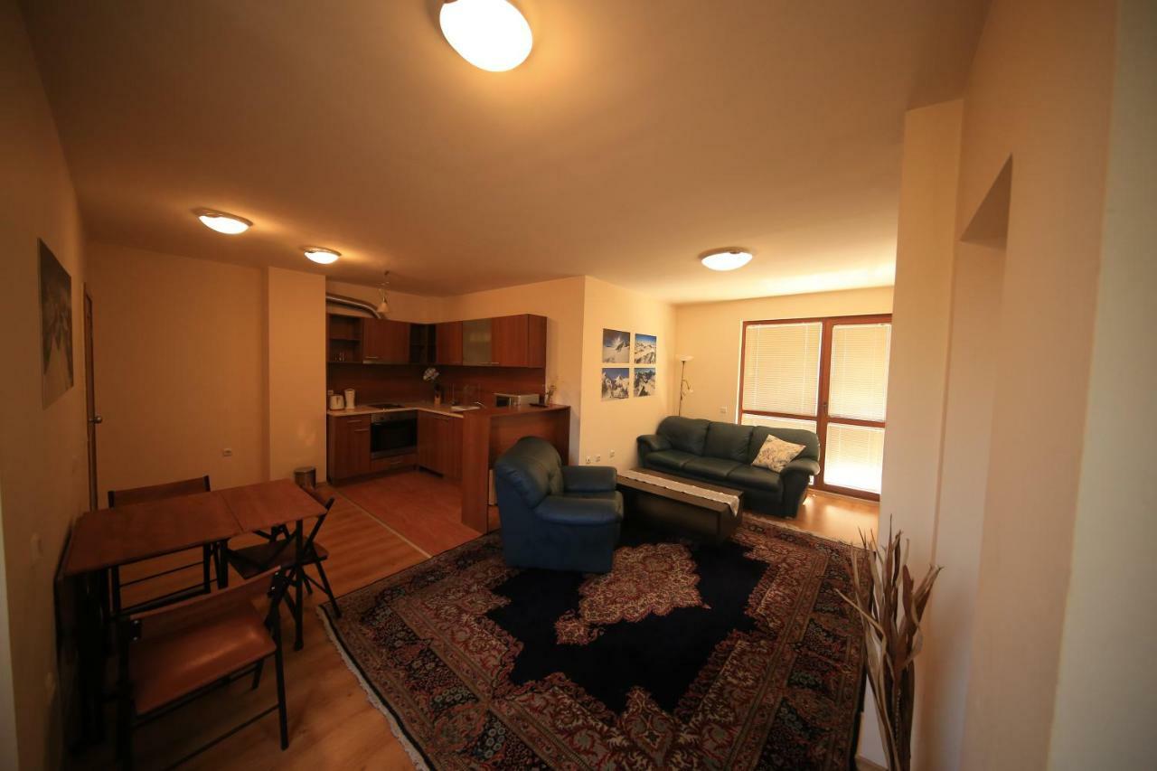 Cozy Apartment Next To Gondola Bansko Exterior photo